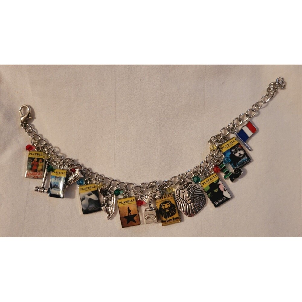 NWOT Broadway Classic Musicals 14 Metal Enamel Charms Bracelet